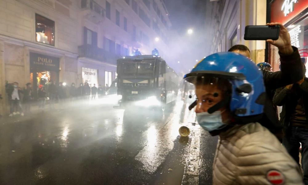 Ιταλία: Και πρώην μέλος τρομοκρατικής οργάνωσης συνελήφθη για τις συγκρούσεις στην Ρώμη